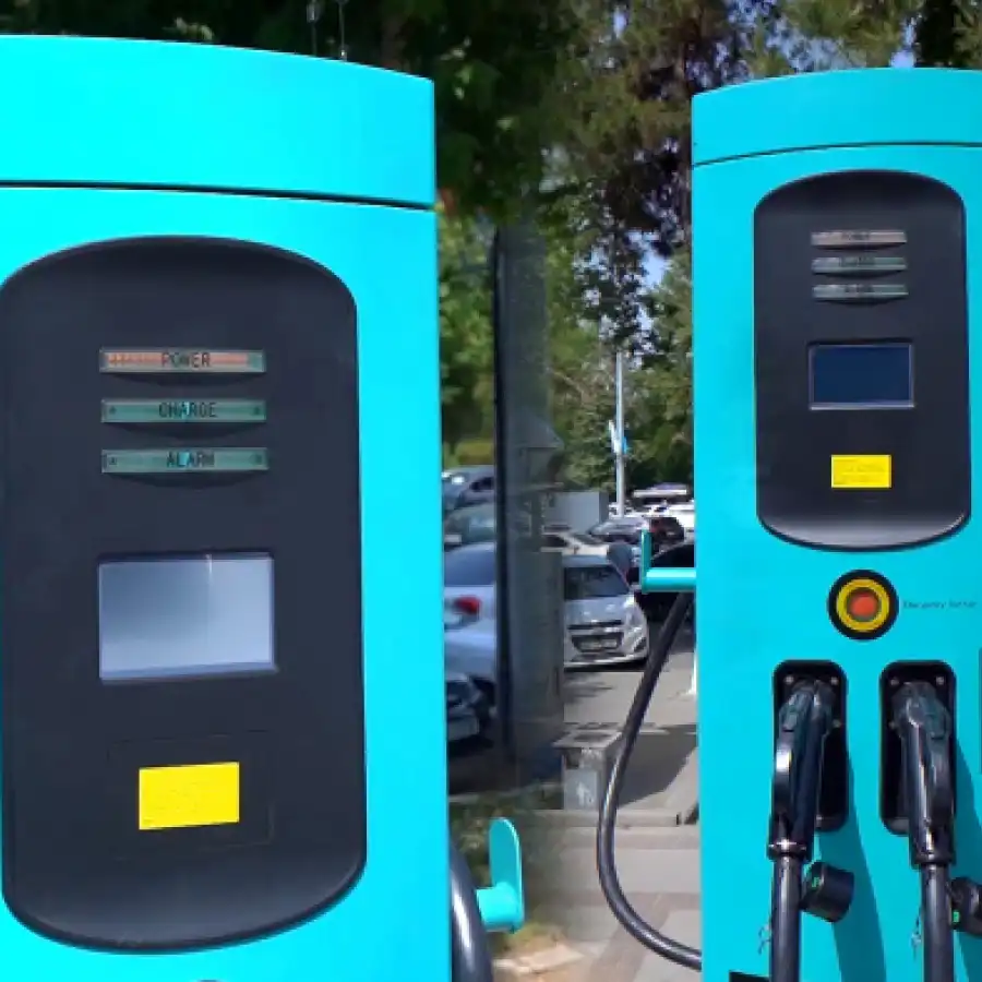 Туронбанкдан янги автокредит ва бепул қувватлаш станцияси!