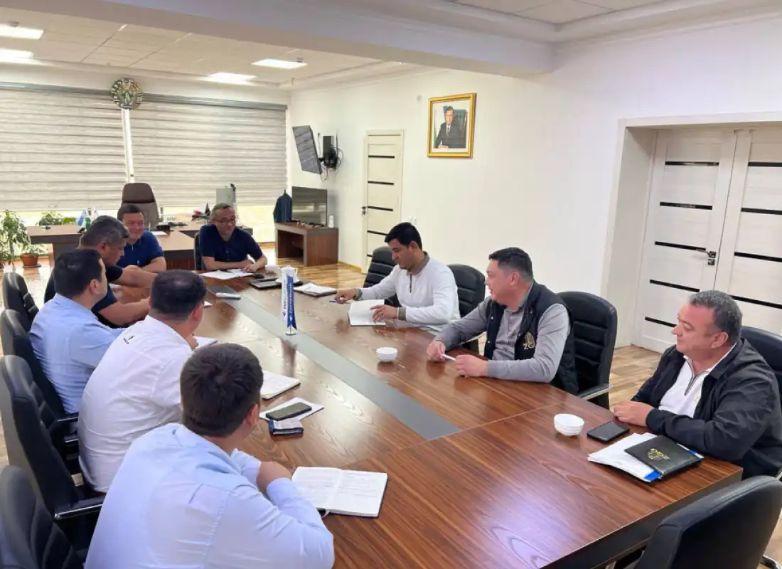 Turonbank Boshqaruv Raisi o‘rinbosari Navoiy viloyatida tadbirkorlar bilan uchrashdi