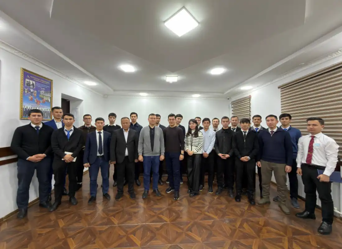 Payshanba yoshlar kuni | Samarqand BXMda Rahbar va yoshlar uchrashuvi bo‘lib o‘tdi