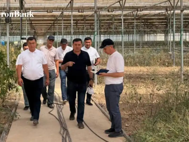 “Turonbank” ATB Boshqaruv raisi Chori Mirzayev Surxondaryo viloyatida xizmat safarida bo‘ldi.