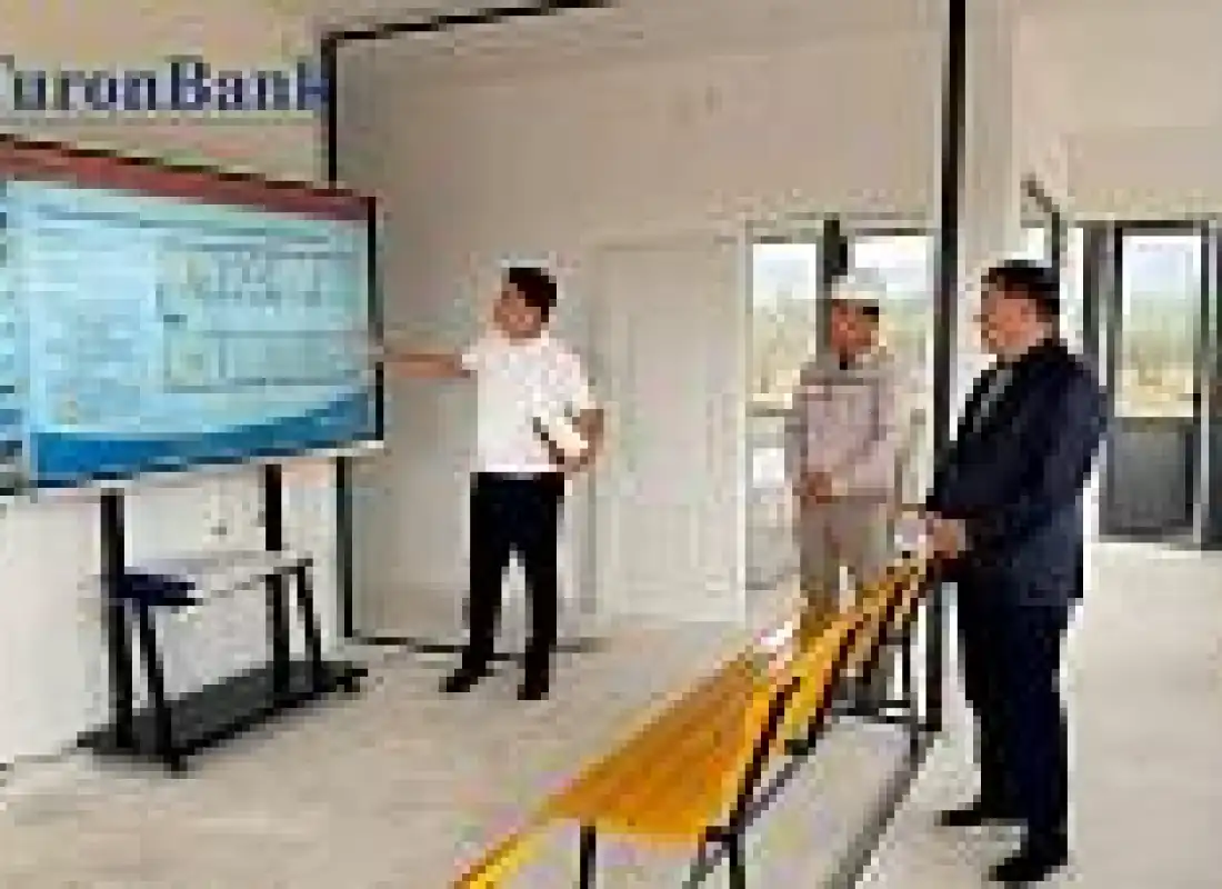Председатель Правления АКБ "Туронбанк" и хоким Булунгурского района ознакомились с сельскохозяйственными проектами