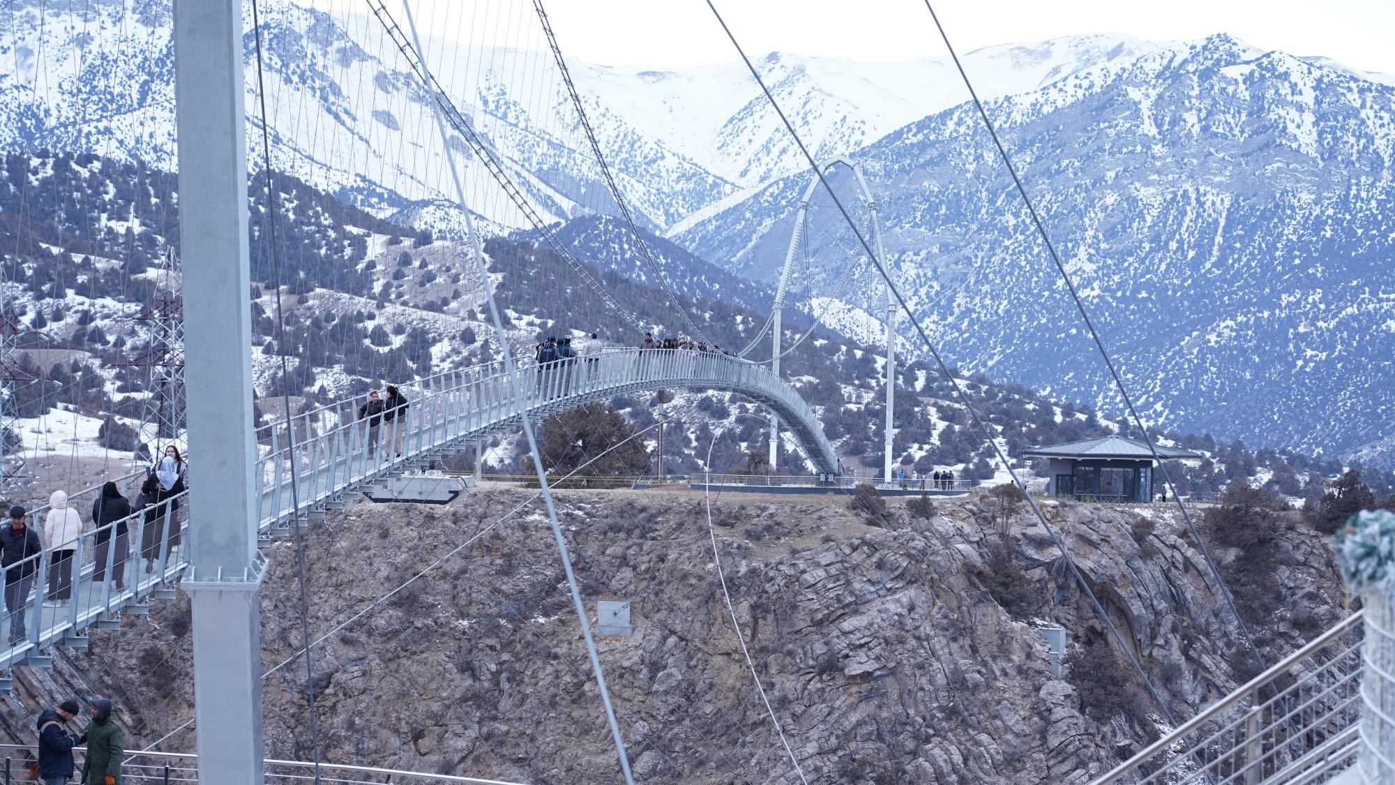 Проект Туронбанк – новый подвесной мост! - АКБ «Туронбанк»